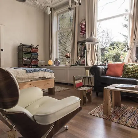 Vintage Lange Haven Guest house