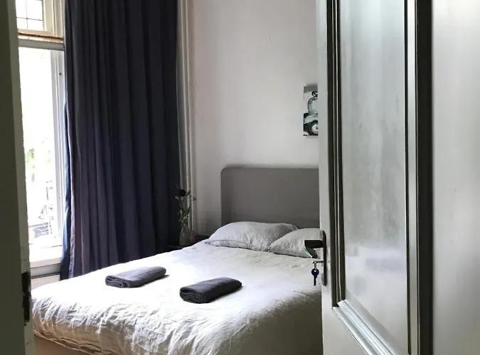 Vintage Lange Haven Guest house